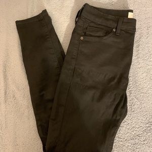 🌷 3/18 Topshop Leigh jeans